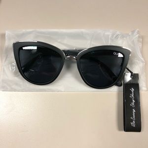 BRAND NEW Quay sunglasses